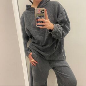 Thrifted Washed Gray Set